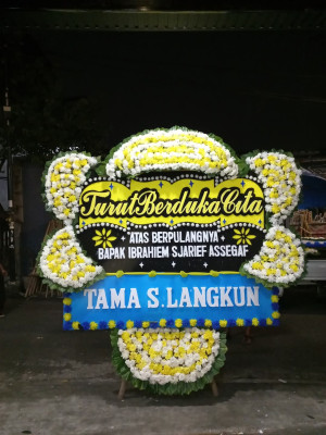 Papan Bunga Duka di Batu Putuk